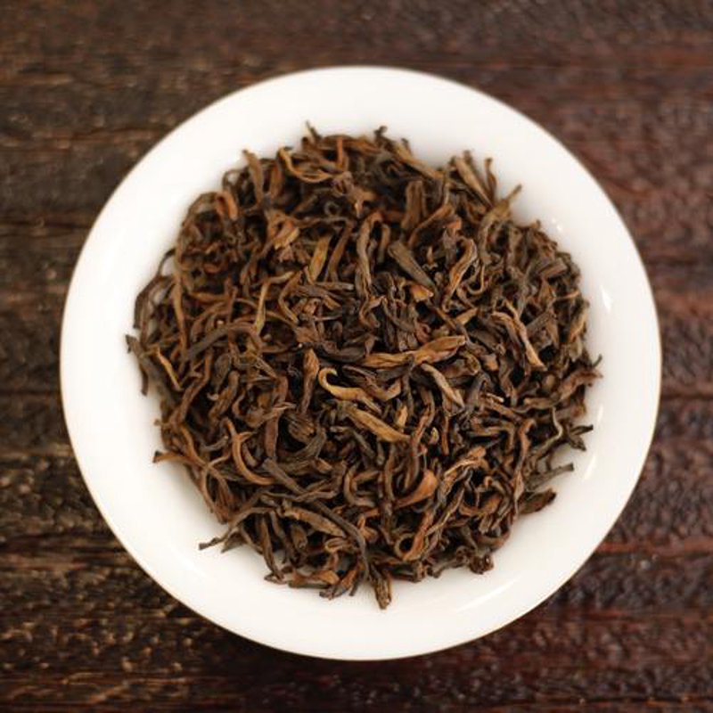 茶香悠悠：普洱茶饼的冲泡技巧